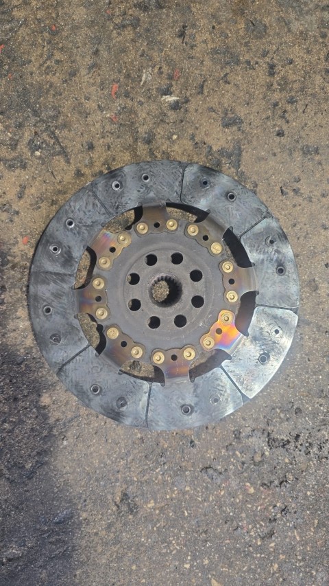 החלפת מצמד דציה דסטאר החלפת מצמד דציה דסטאר